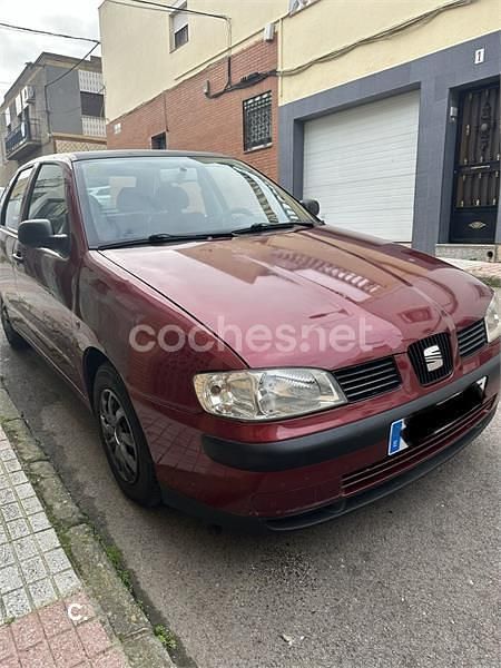 Brugt Seat Ibiza 68 HK (50 kW) 2000 Rød Hatchback