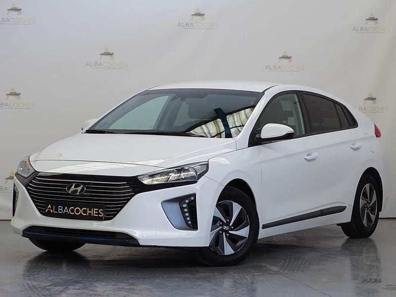 Usado Hyundai Ioniq Style 141 CV (103 kW) 2019 Blanco Utilitario