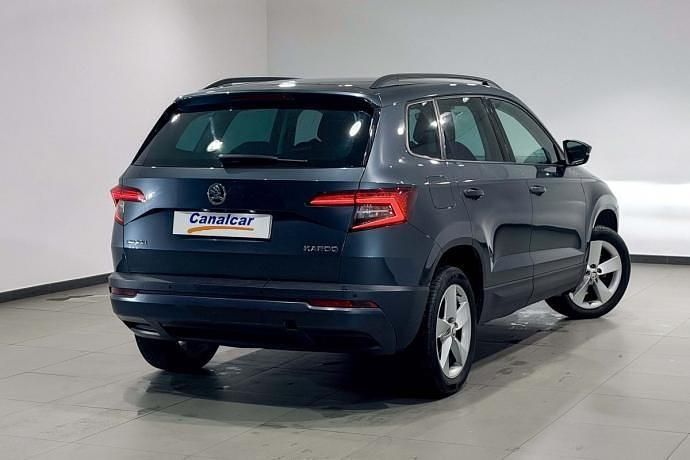 Usado Skoda Karoq Ambition 150 CV (110 kW) 2019 Gris SUV