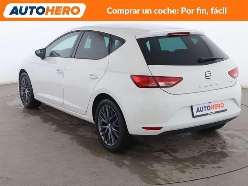 Usado Seat Leon Style 125 CV (91 kW) 2016 Blanco Utilitario