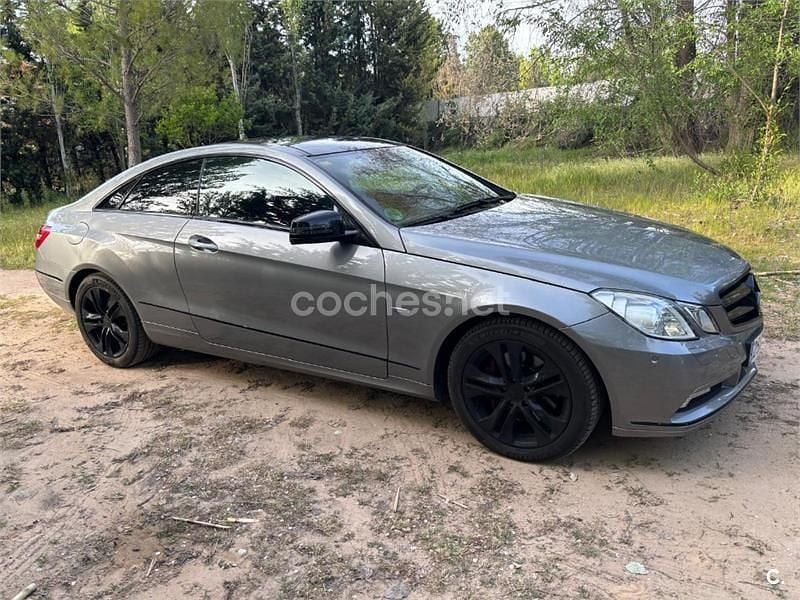 Usado Mercedes E350 292 CV (214 kW) 2010 Blanco Coupe
