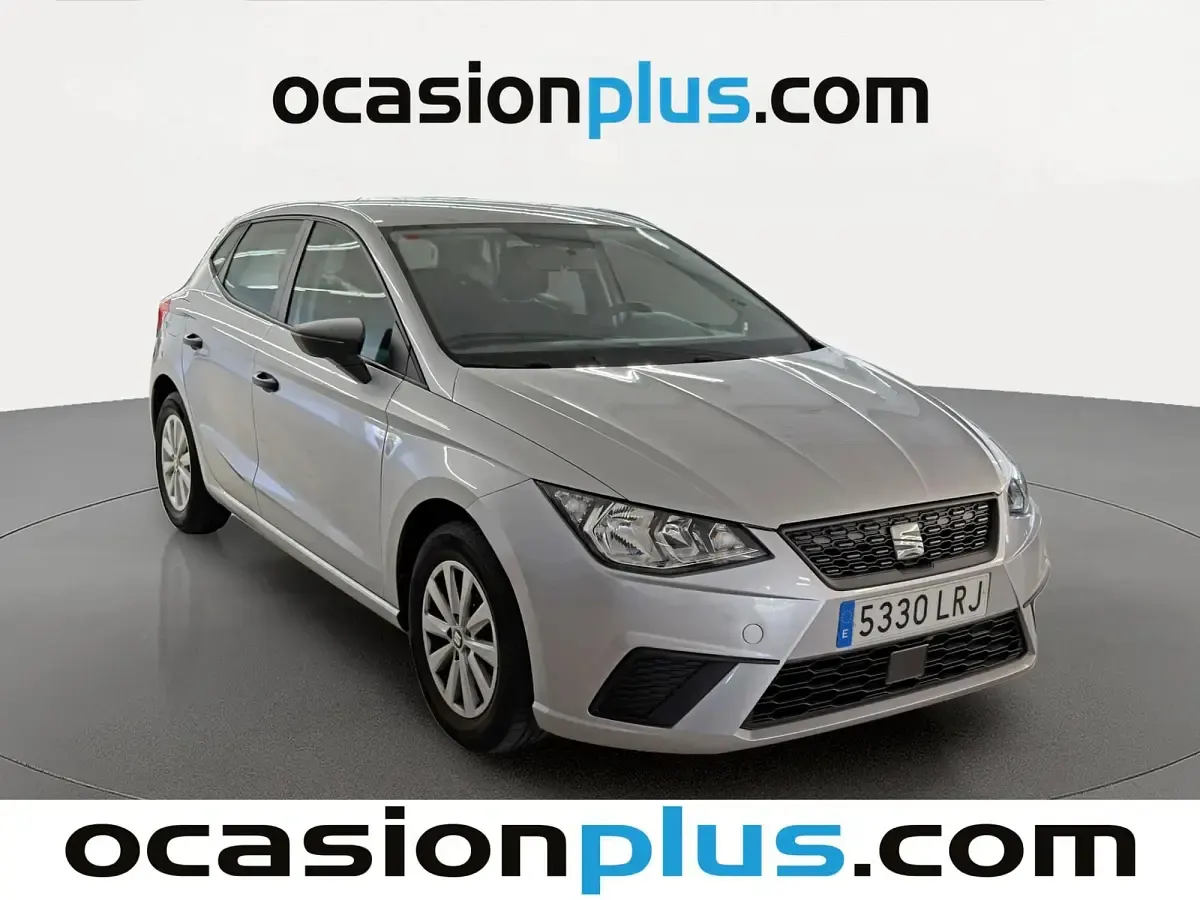 Usado Seat Ibiza Reference 80 CV (58 kW) 2021 Gris plata Utilitario