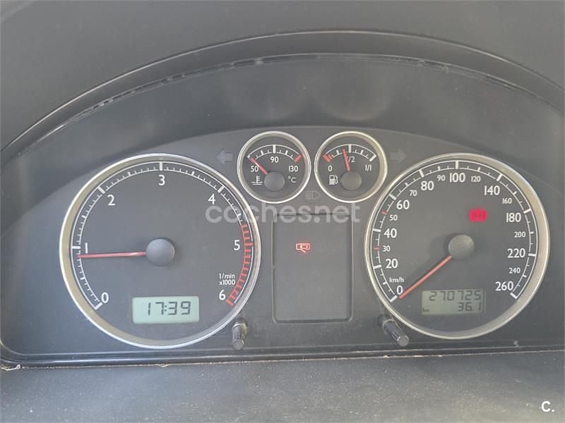 Usado Seat Alhambra 115 CV (84 kW) 2002 Blanco Monovolumen