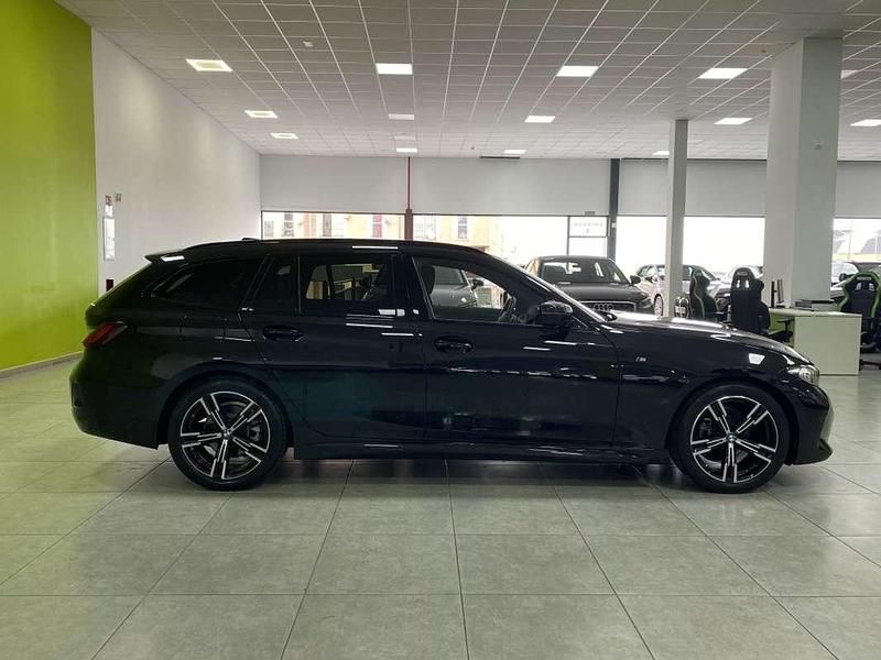 Usado BMW 318 M Sport 150 CV (110 kW) 2024 Negro Familiar