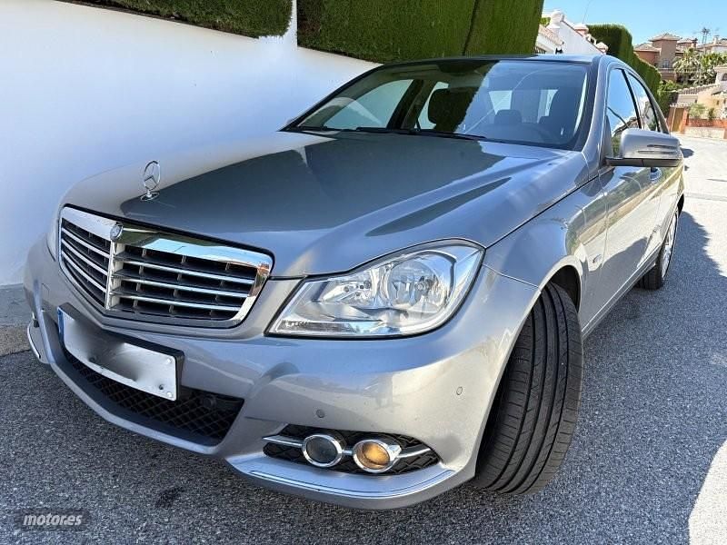 Usado Mercedes C220 Elegance 170 CV (125 kW) 2012 Gris Berlina