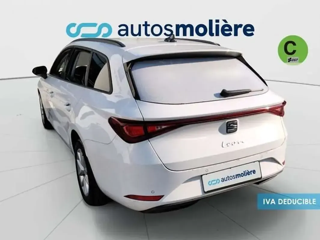 Usado Seat Leon Style 150 CV (110 kW) 2022 Blanco Utilitario