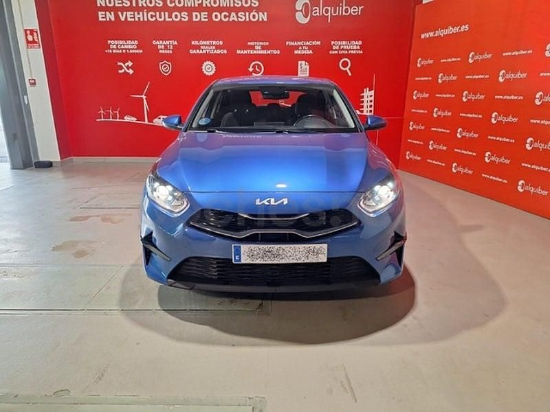 Usado Kia Ceed 136 CV (100 kW) 2022 Azul Utilitario