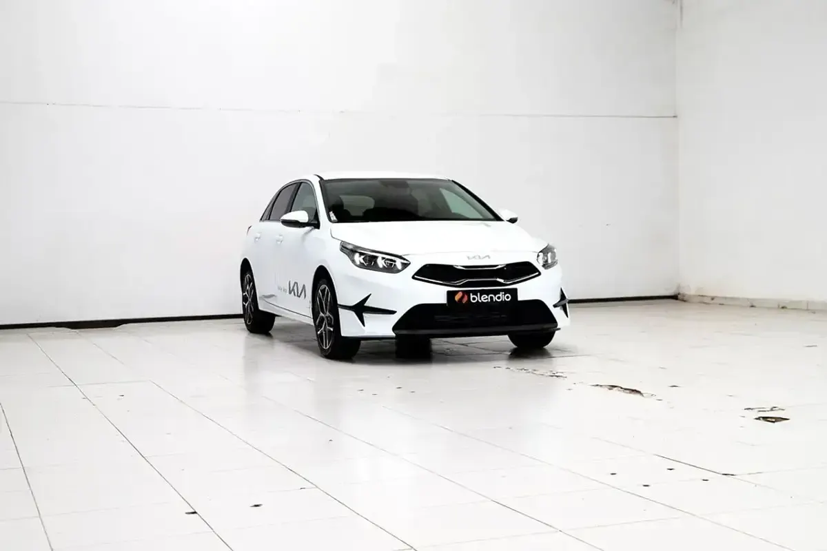 Usado Kia Ceed 160 CV (117 kW) 2024 Blanco Utilitario