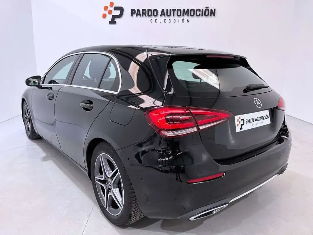 Usado Mercedes A200 AMG 150 CV (110 kW) 2021 Negro Utilitario