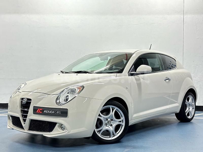 Blanco Usado 2011 Alfa Romeo MiTo Distinctive Utilitario | 8890 € (Caro) - Imagen 1/4