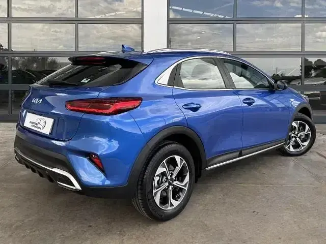 Usado Kia XCeed 120 CV (88 kW) 2023 Azul SUV