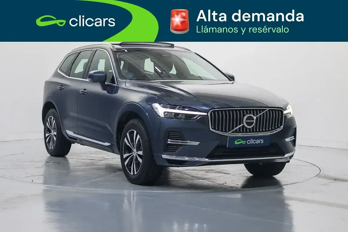 Usado Volvo XC60 Core 350 CV (257 kW) 2023 Azul SUV