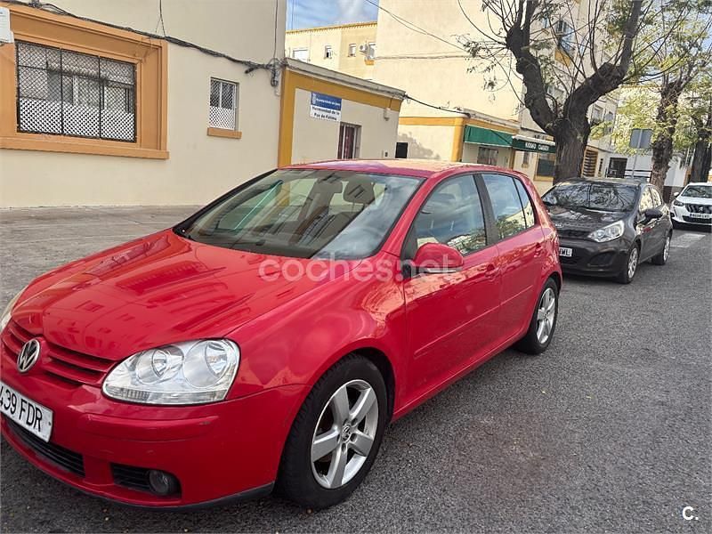 Rojo Usado 2009 VW Golf VI Highline Berlina | 3900 € (Super precio) - Imagen 1/4