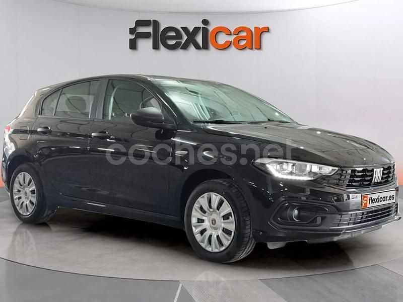 Negro Nuevo 2024 Fiat Tipo Berlina | 19.090 € (Caro) - Imagen 1/4