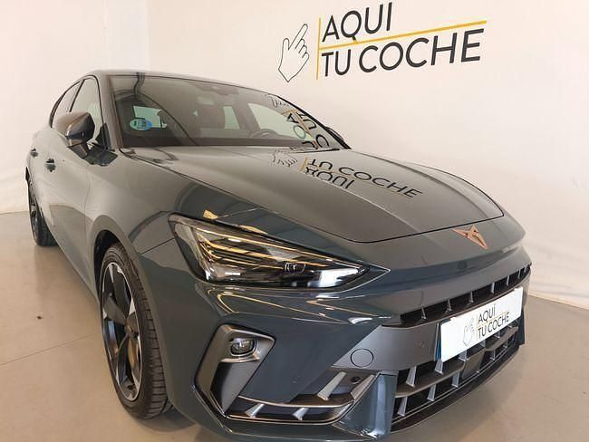 Usado Cupra Leon 150 CV (110 kW) 2025 Verde Berlina