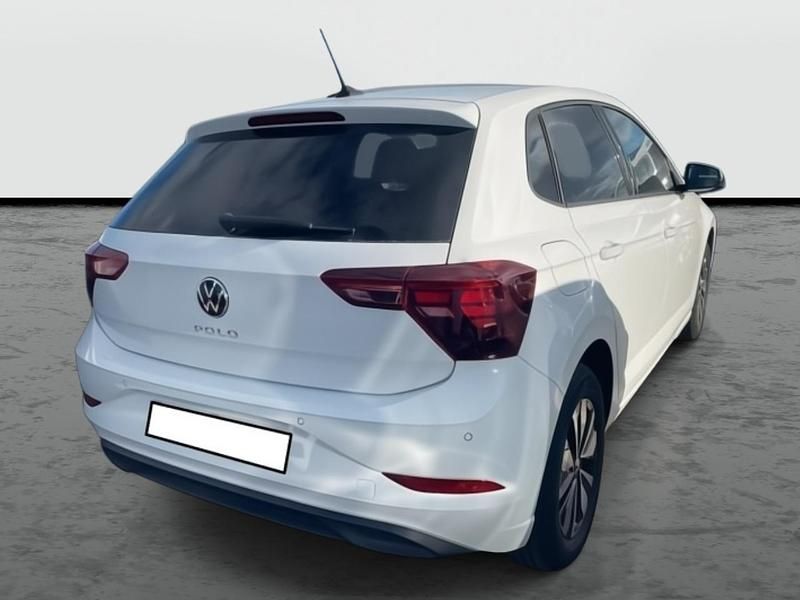 Usado VW Polo 95 CV (69 kW) 2024 Blanco puro Utilitario