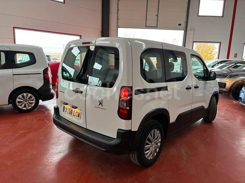 Usado Peugeot Rifter Access 100 CV (73 kW) 2020 Blanco Monovolumen