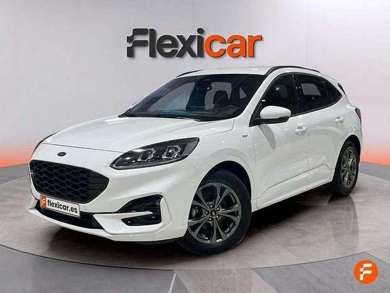 Usado Ford Kuga ST-Line 150 CV (110 kW) 2022 Blanco SUV