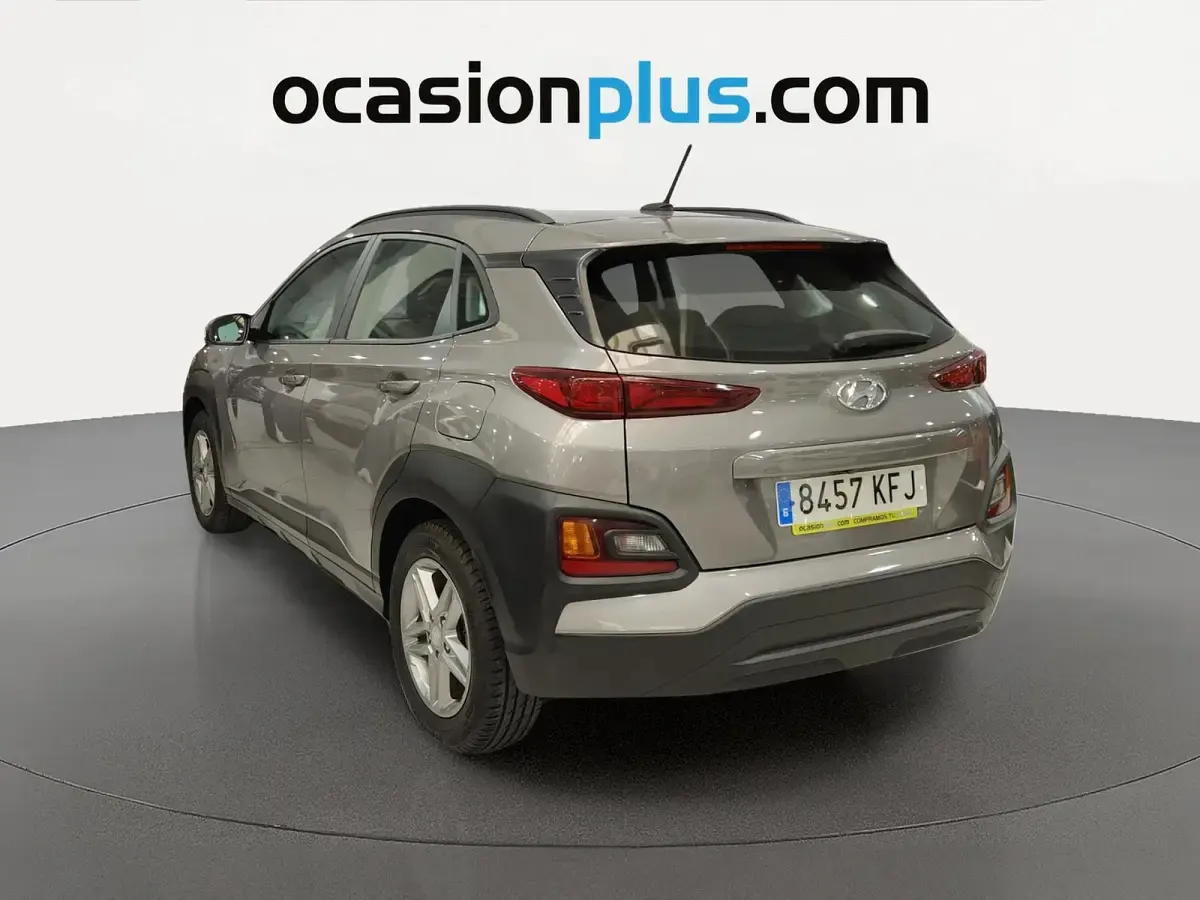 Usado Hyundai Kona 120 CV (88 kW) 2017 Gris SUV