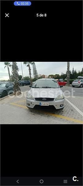 Usado Ford Focus Trend 100 CV (73 kW) 2006 Gris / plata Berlina