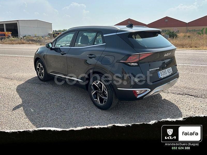 Nuevo Kia Sportage 160 CV (117 kW) 2025 Gris / plata SUV