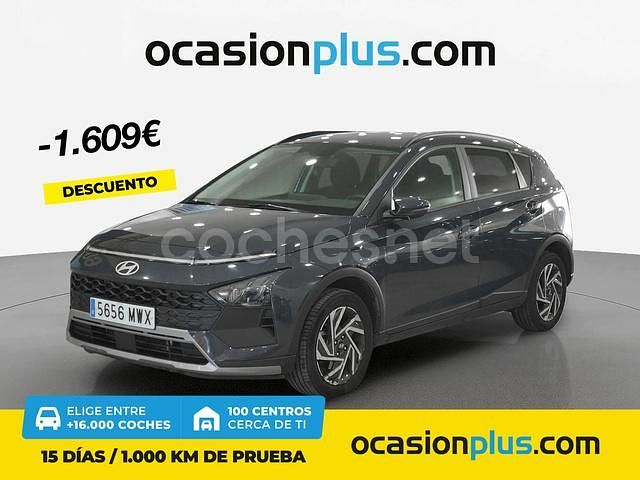 Gris / plata Usado 2024 Hyundai Bayon SUV | 17.700 € (Un poco caro) - Imagen 1/4