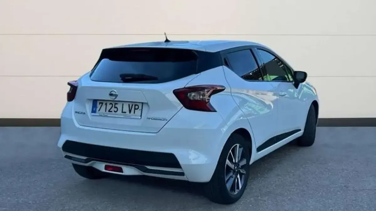 Usado Nissan Micra 92 CV (67 kW) 2021 Blanco Utilitario