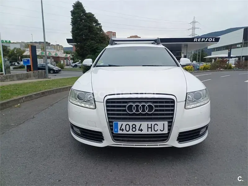 Usado Audi A6 S-Line 170 CV (125 kW) 2011 Blanco Familiar