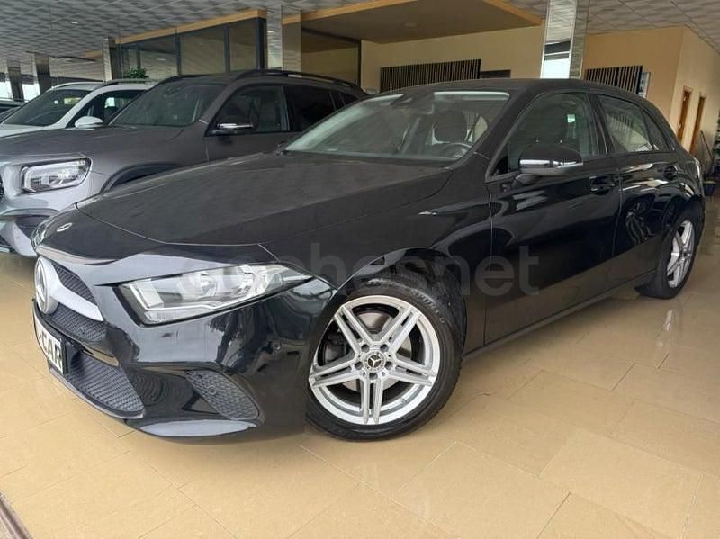 Usado Mercedes A180 116 CV (85 kW) 2021 Negro Berlina