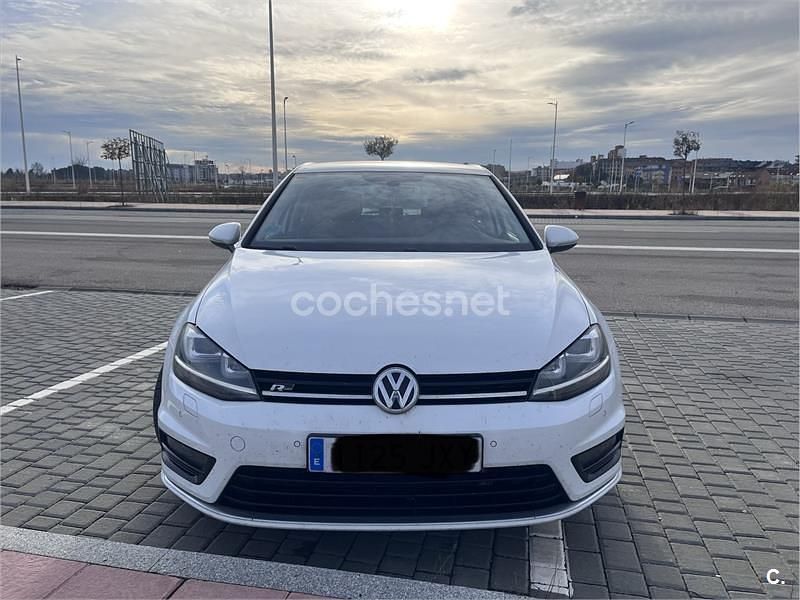 Usado VW Golf VII Sportline 150 CV (110 kW) 2017 Blanco Berlina