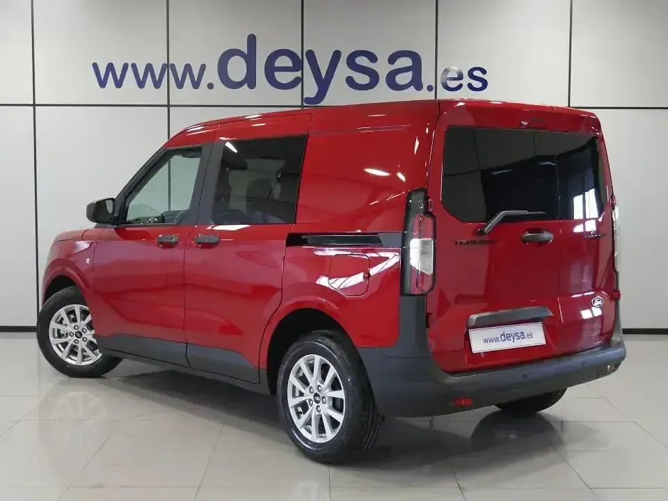 Nuevo Ford Transit Trend 100 CV (73 kW) 2026 Rojo Familiar