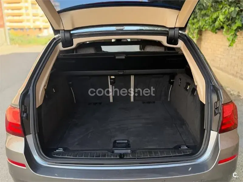 Usado BMW 520 184 CV (135 kW) 2013 Gris / plata Familiar