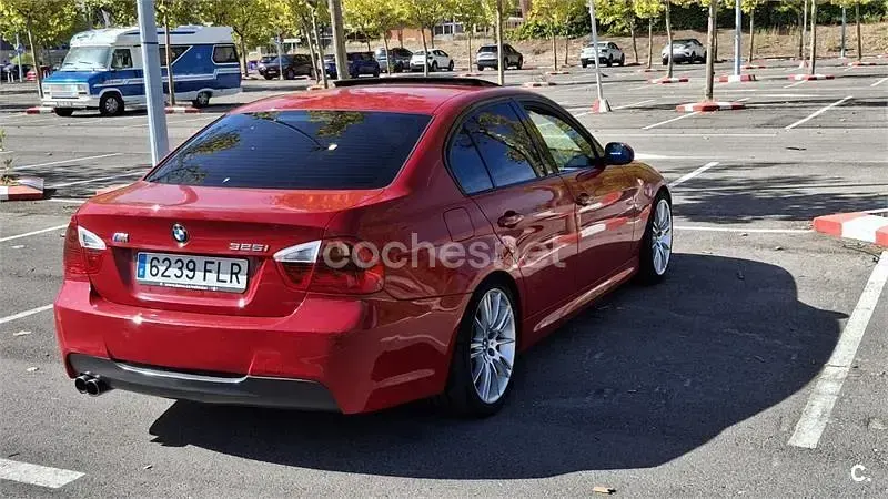 Usado BMW 325 M Sport 218 CV (160 kW) 2007 Rojo Berlina