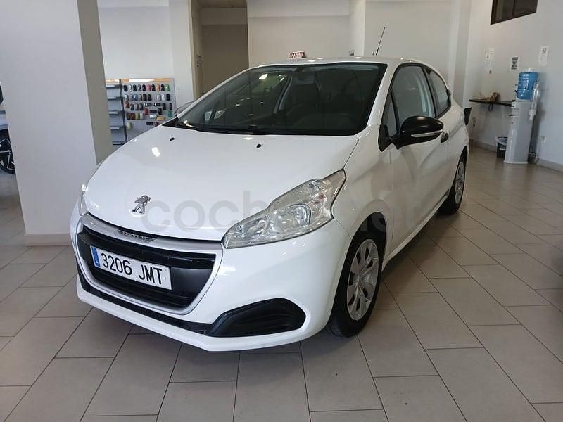 Begagnad Peugeot 208 Access 75 HK (55 kW) 2016 Vit Halvkombi
