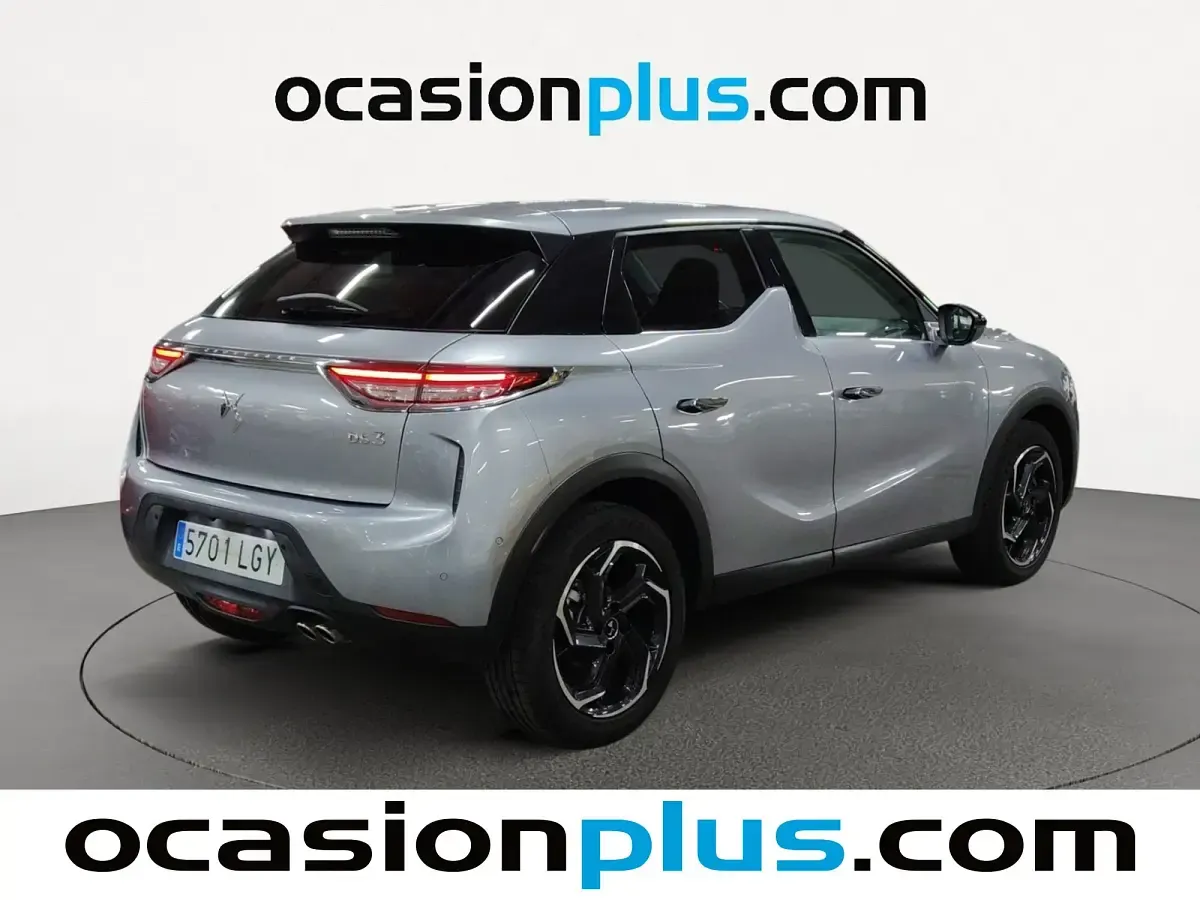 Usado DS Automobiles DS3 Crossback Grand Chic 131 CV (96 kW) 2020 Gris SUV