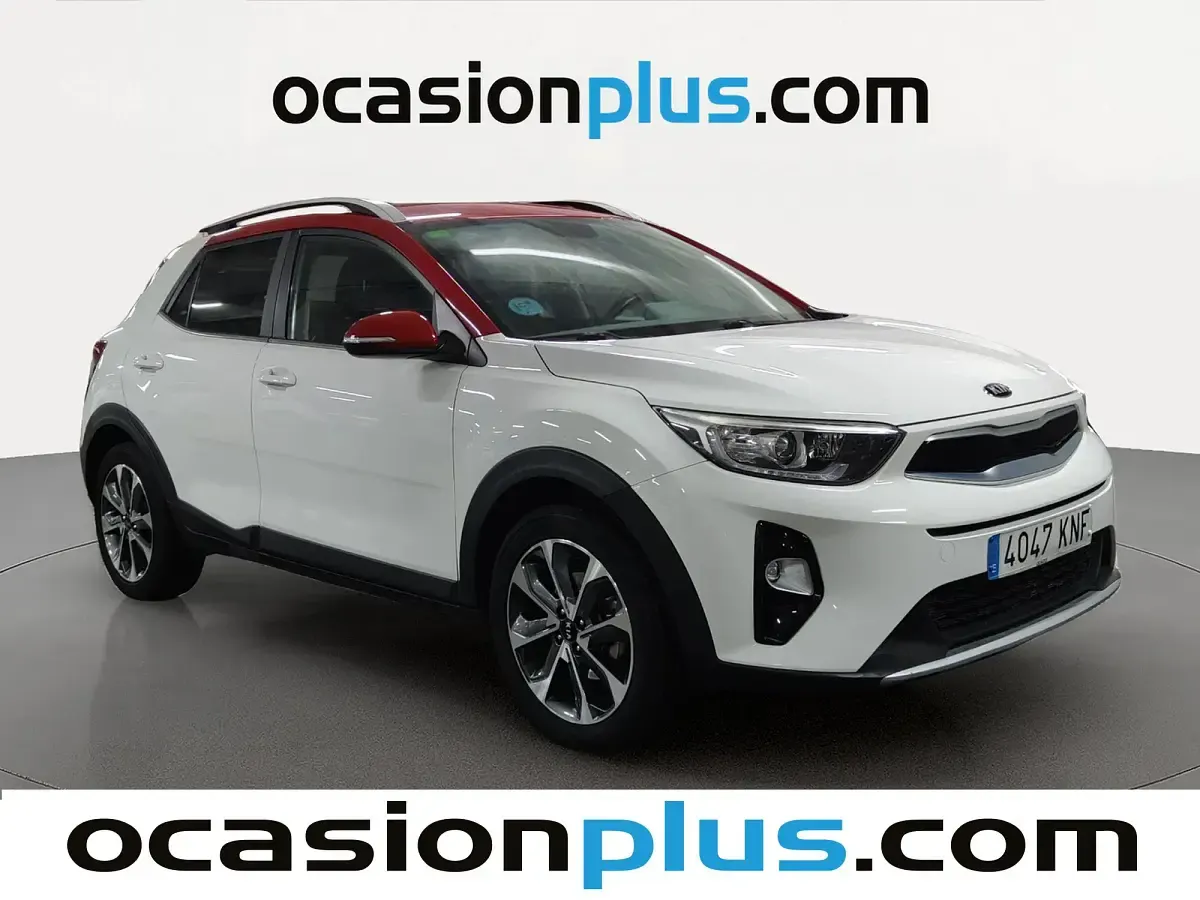 Usado Kia Stonic 120 CV (88 kW) 2018 Blanco SUV