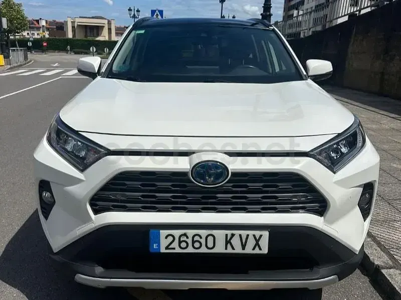 Usado Toyota RAV4 Hybrid Advance 218 CV (160 kW) 2019 Blanco SUV