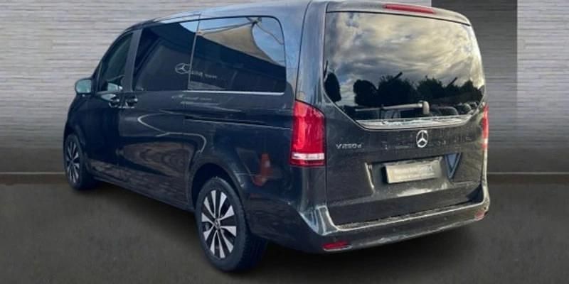 Usado Mercedes V250 190 CV (139 kW) 2023 Grisnegro Monovolumen