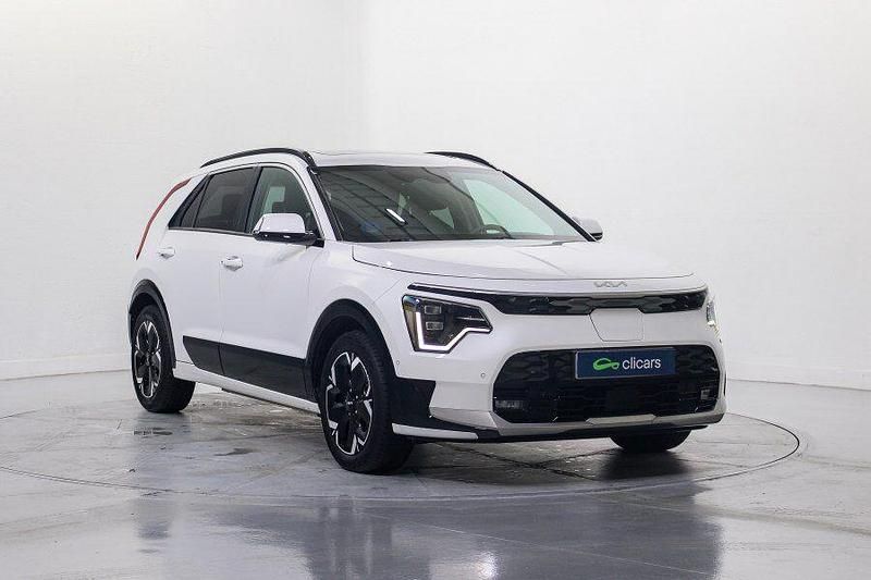 Usado Kia e-Niro 150 kW (204 CV) 2023 Blanco SUV