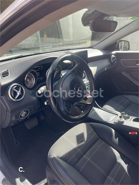 Blanco Usado 2015 Mercedes CLA200 Urban Berlina | 19.700 € (Precio justo) - Imagen 1/2