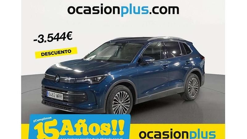 Azul Usado 2024 VW Tiguan Life SUV | 35.446 € (Precio justo) - Imagen 1/4