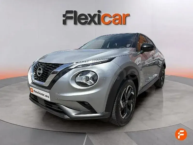 Usado Nissan Juke Acenta 114 CV (83 kW) 2024 Gris / plata SUV