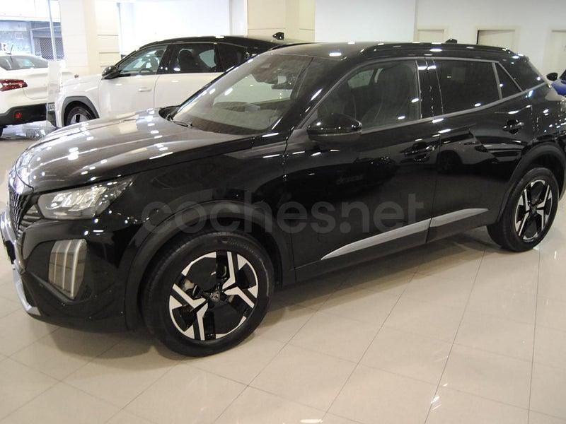 Usado Peugeot 2008 Allure 145 CV (106 kW) 2025 Negro SUV