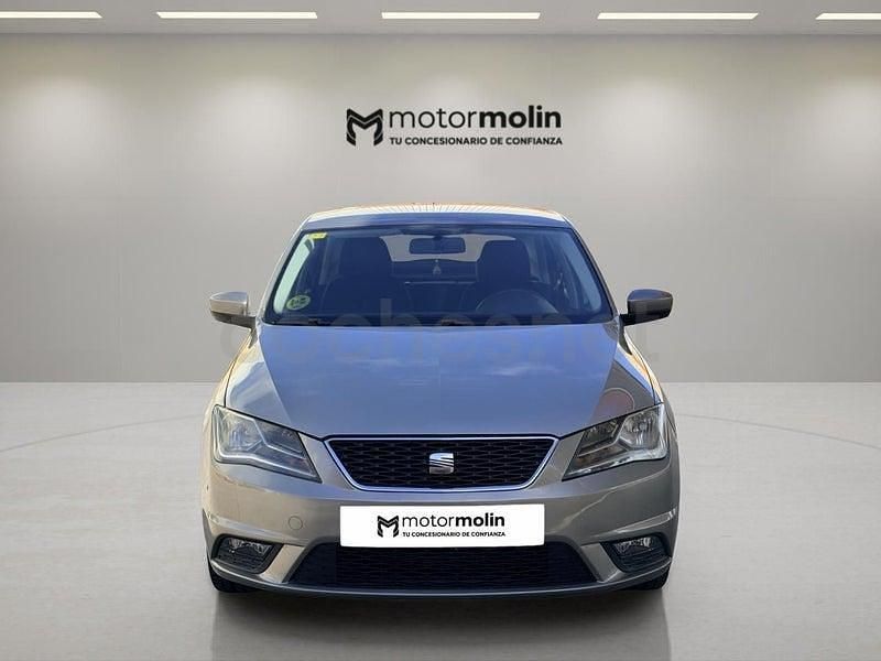 Usado Seat Toledo Style 105 CV (77 kW) 2013 Beige Utilitario