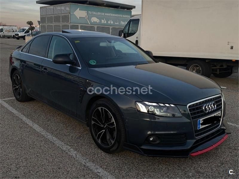 Usado Audi A4 120 CV (88 kW) 2008 Gris / plata Berlina