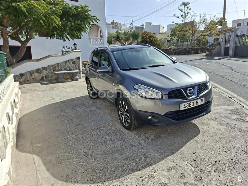 Usado Nissan Qashqai Premium Edition 140 CV (102 kW) 2011 Gris / plata SUV