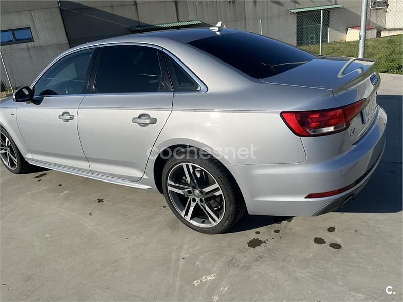 Usado Audi A4 Design 150 CV (110 kW) 2018 Gris / plata Berlina