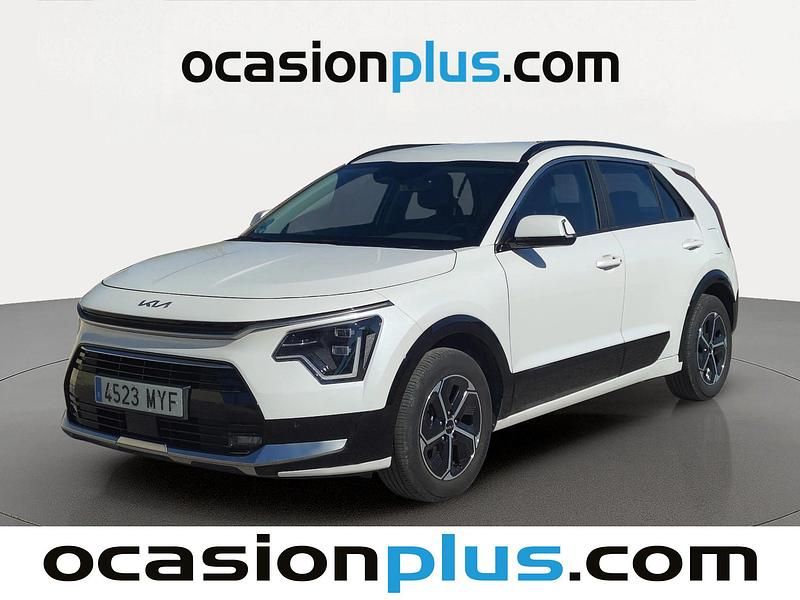 Usado Kia Niro 129 HP (94 kW) 2025 Branco SUV
