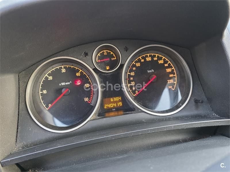 Usado Opel Zafira Enjoy 120 CV (88 kW) 2006 Negro Monovolumen