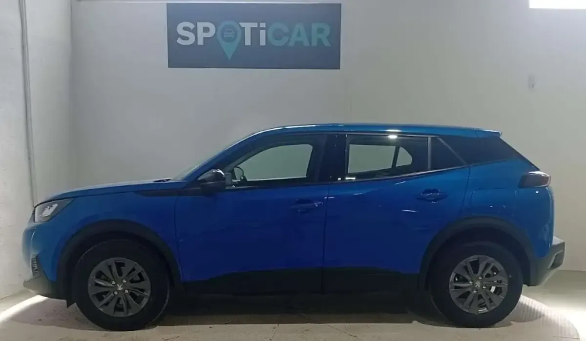 Usado Peugeot 2008 Active 110 CV (80 kW) 2022 Azul SUV
